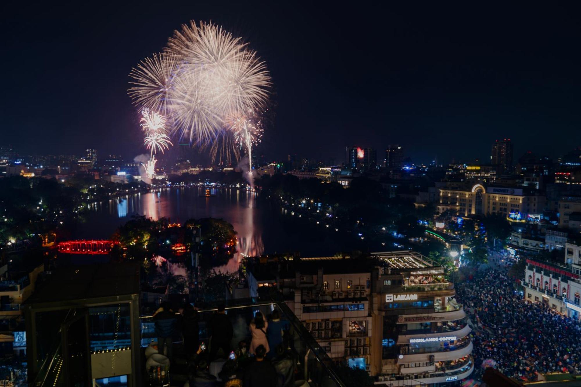 May De Ville Luxury Hotel & Spa Hanoi Exterior photo